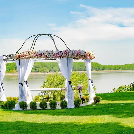 Bononia Estate Winery & Koshava