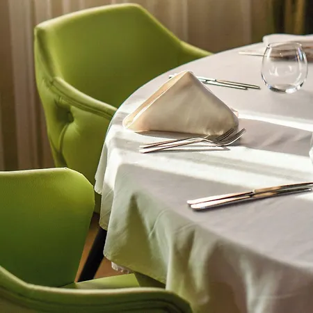 Bononia Estate Winery & Hotell *